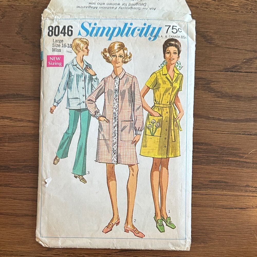 Vintage 1968 Simplicity 8046 Misses & Women’s Housecoat or Smock‎ Sewing Pattern